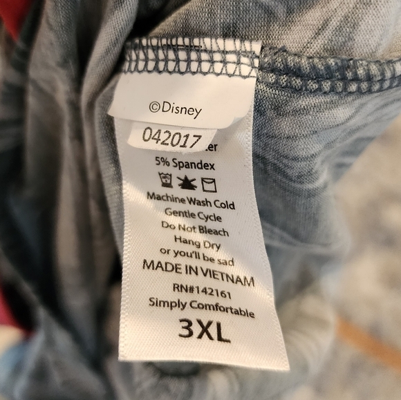 Lularoe sleeping beauty aurora Disney randy 3/4 sleeve top. Grey coral.  3X - Picture 11 of 11